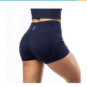 1st phorm training short